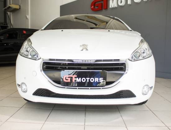 PEUGEOT 208 1.6 GRIFFE 16V FLEX 4P AUTOMÁTICO PEUGEOT 208 1.6 GRIFFE 16V FLEX 4P AUTOMÁTICO